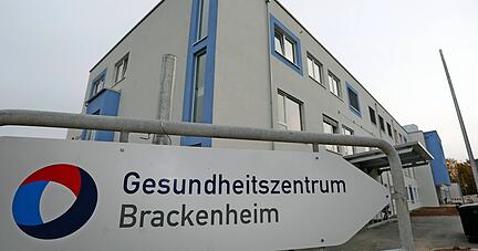 Die Notfallpraxis ist in diesem Neubau auf dem früheren Krankenhausgelände in Brackenheim untergebracht.
Foto: Archiv/Müller Die Notfallpraxis ist in diesem Neubau auf dem früheren Krankenhausgelände in Brackenheim untergebracht.
Foto: Archiv/Müller