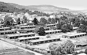 Das Durchgangslager in Weinsberg. Mehr als 70 000 Menschen lebten zwischen 1953 und 1972 in den 39 Baracken am Stadtrand.Foto: Archiv/Wendt Das Durchgangslager in Weinsberg. Mehr als 70 000 Menschen lebten zwischen 1953 und 1972 in den 39 Baracken am Stadtrand.Foto: Archiv/Wendt
