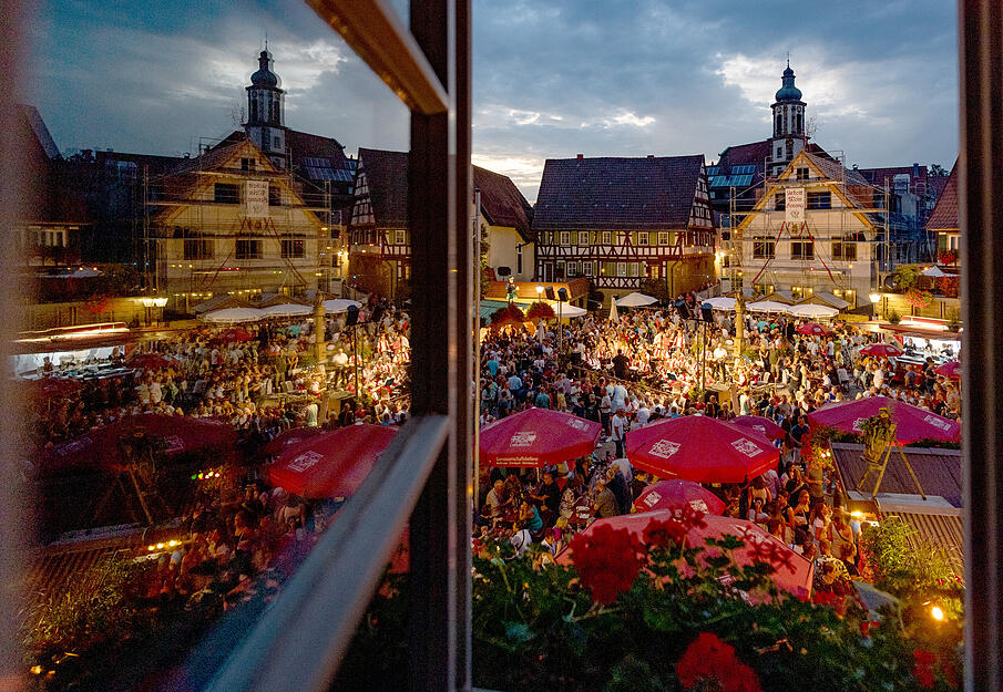 Impressionen vom Weinfest Erlenbach Impressionen vom Weinfest Erlenbach