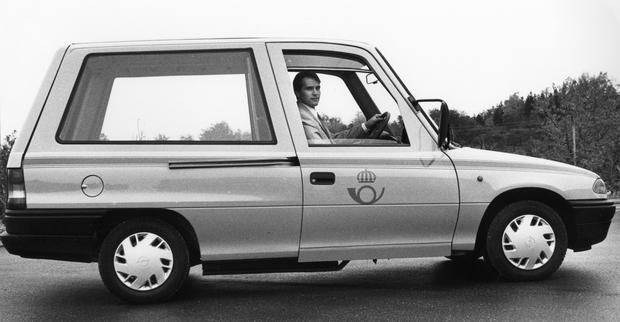 Anfang der 1990er Jahre f&auml;hrt die schwedische Post mit den Weinsbergern.