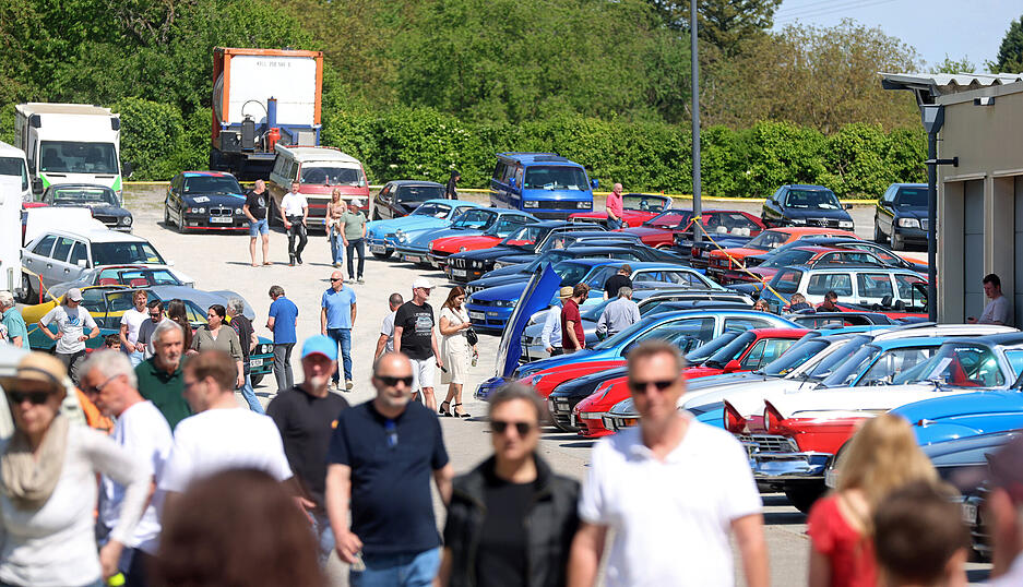 Gro&szlig;er Besucherandrang beim 5. Young- und Oldtimertreffen des Motorsportclubs Heilbronn. Die sch&ouml;nsten Impressionen.