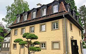 Auch die Orangerie sucht neue P&auml;chter. Serkan G&uuml;zelcoban hat vor sieben Jahren dort &uuml;bernommen, nachdem die Stadt das Geb&auml;ude umgebaut hat.