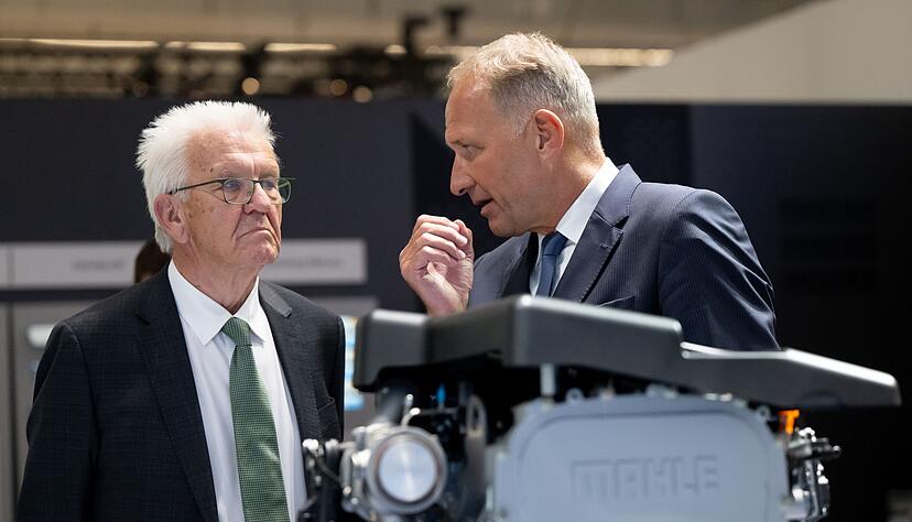 Ministerpr&auml;sident Kretschmann will der Autoindustrie mehr Flexibilit&auml;t geben. (Archivbild)