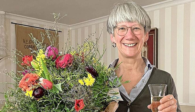 Feiert ihren Sieg: Catherine Kern wird als erste Frau den Hohenlohe in Stuttgart vertreten. Die Grüne aus Öhringen holte 28,7 Prozent der Stimmen.
Foto: privat Feiert ihren Sieg: Catherine Kern wird als erste Frau den Hohenlohe in Stuttgart vertreten. Die Grüne aus Öhringen holte 28,7 Prozent der Stimmen.
Foto: privat