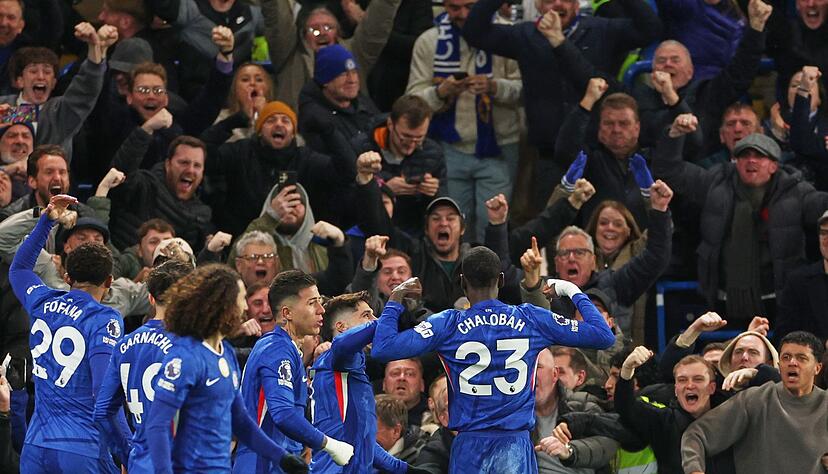 Trevoh Chalobah erzielte den Führungstreffer für den FC Chelsea, der da schon in Unterzahl spielte.