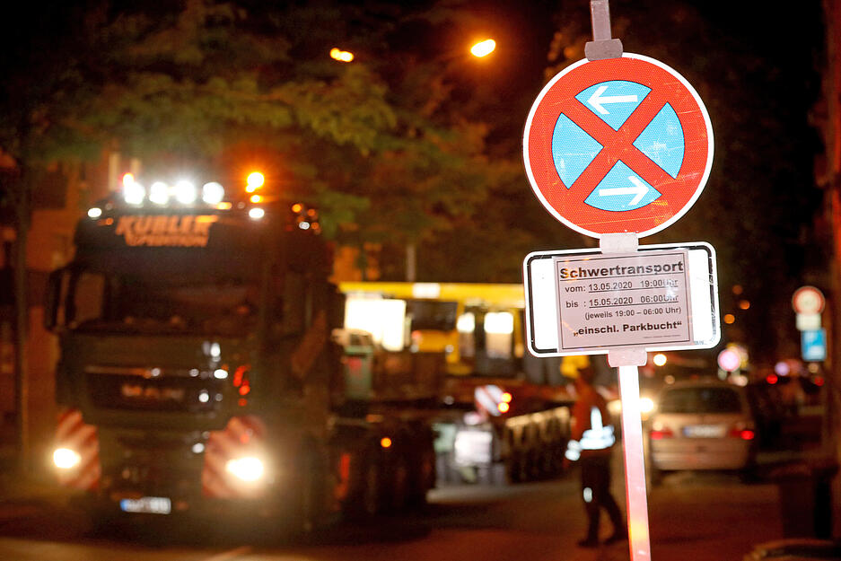 Schwertransport durch Heilbronn