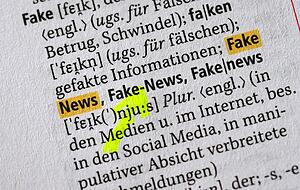 Der Begriff "Fake-News" für Falschnachrichten ist ab dem Jahr 2000 in aller Munde gewesen, vor allem zur Benennung satirischer Nachrichtenmagazine.
Foto: dpa Der Begriff "Fake-News" für Falschnachrichten ist ab dem Jahr 2000 in aller Munde gewesen, vor allem zur Benennung satirischer Nachrichtenmagazine.
Foto: dpa