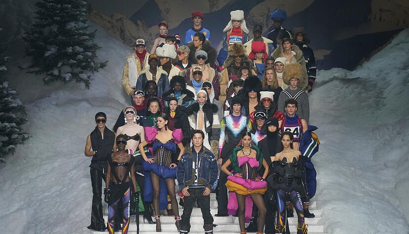 Der kanadische Schauspieler Hudson Williams (Mitte) gab bei der Modewoche in Mailand sein Debüt auf dem Laufsteg. Der kanadische Schauspieler Hudson Williams (Mitte) gab bei der Modewoche in Mailand sein Debüt auf dem Laufsteg.