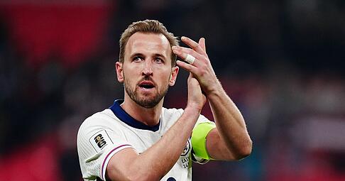 Harry Kane gratuliert seinem Ex-Club Tottenham Hotspur zum Gewinn der Europa League.