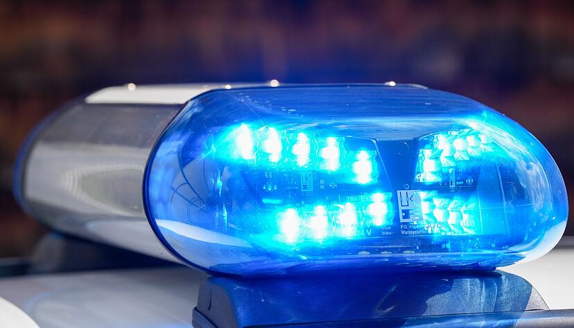 Die Polizei r&uuml;ckte zu dem Unfallort aus. (Symbolbild)