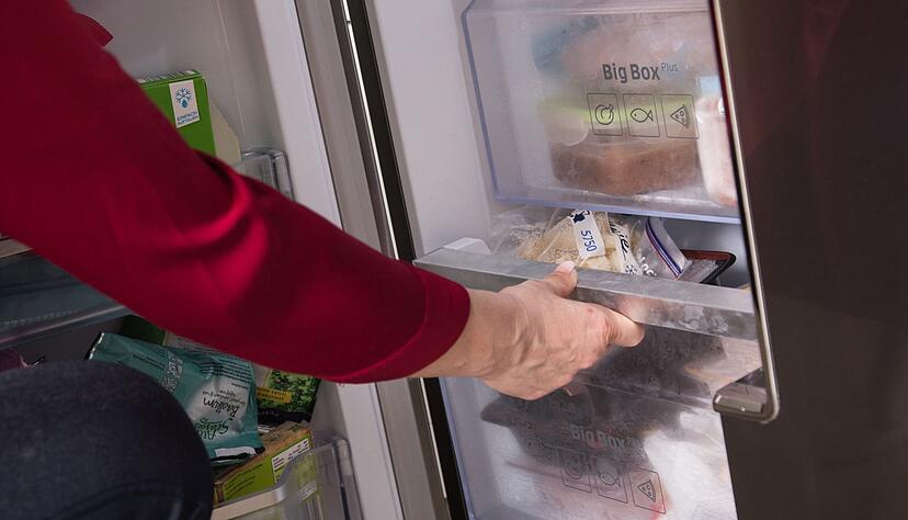 Tiefgekühltes bleibt lecker, wenn man beim Einfrieren der Lebensmittel und Speisen Gefrierbrand vermeiden kann. Tiefgekühltes bleibt lecker, wenn man beim Einfrieren der Lebensmittel und Speisen Gefrierbrand vermeiden kann.