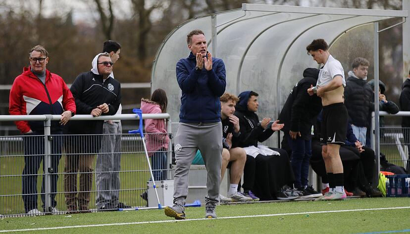 Trainer Andreas Lechner ist mit dem Auftritt seines VfR Heilbronn gegen den TSV Weilimdorf nur bedingt zufrieden.