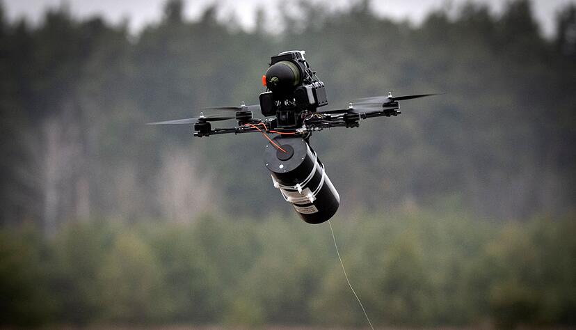 Im Ukraine-Krieg beobachten kleine Drohnen st&auml;ndig das gesamte Gefechtsfeld. (Archivbild)