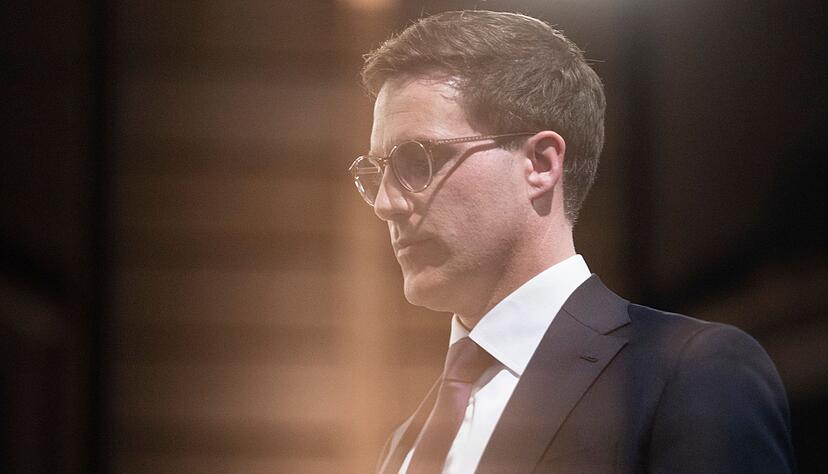 Hagel befindet sich in einer sensiblen Phase - gegenüber den Grünen will die CDU stark und geschlossen auftreten. (Archivbild) Hagel befindet sich in einer sensiblen Phase - gegenüber den Grünen will die CDU stark und geschlossen auftreten. (Archivbild)