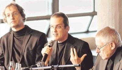 "Strauss besaß eine unglaubliche technische Perfektion."
          Dirigent Uwe Sandner