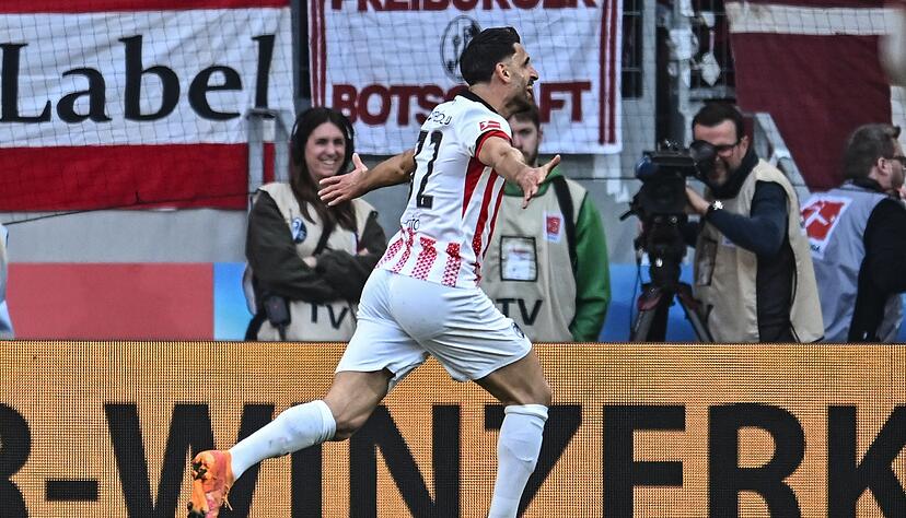 Vincenzo Grifo erzielte gegen Leverkusen sein 105. Pflichtspieltor f&uuml;r Freiburg.