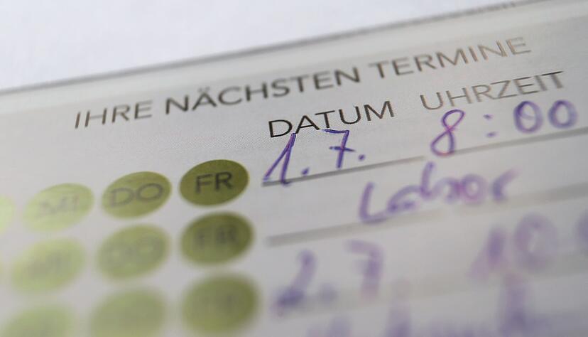 Termine bei Fachärzten bekommen viele Kassenpatienten erst nach Wochen. (Archivbild) Termine bei Fachärzten bekommen viele Kassenpatienten erst nach Wochen. (Archivbild)