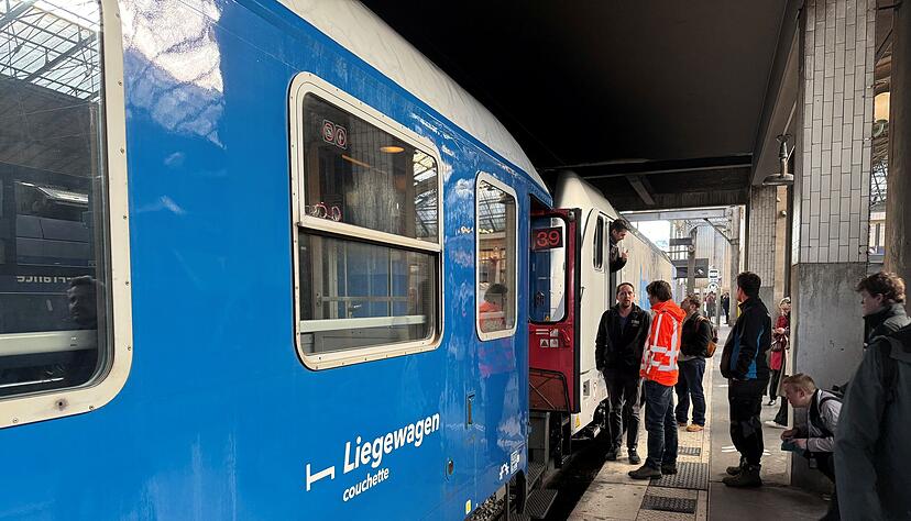 Der neue Nachtzug pendelt dreimal in der Woche zwischen Paris und Berlin. Der neue Nachtzug pendelt dreimal in der Woche zwischen Paris und Berlin.