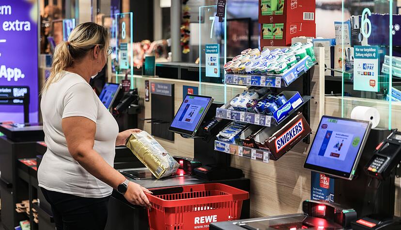 Der Handelskonzern Rewe setzte 2025 mehr um als im Vorjahr. (Archivbild)