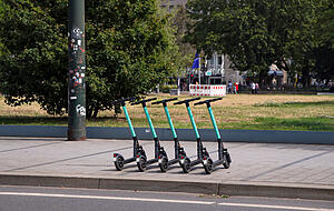 Sie haben das Stadtbild verändert: Im vergangenen Jahr hielten die E-Scooter Einzug in Heilbronn. Foto: kristina rütten/stock.adobe.com Sie haben das Stadtbild verändert: Im vergangenen Jahr hielten die E-Scooter Einzug in Heilbronn. Foto: kristina rütten/stock.adobe.com