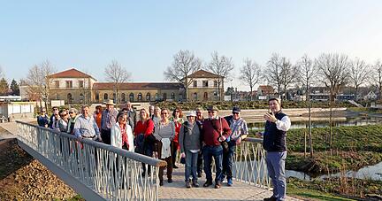 Der Eppinger Baubürgermeister Peter Thalmann hat Leserinnen und Leser exklusiv über das gartenschaugelände geführt.
Foto: Ralf Seidel Der Eppinger Baubürgermeister Peter Thalmann hat Leserinnen und Leser exklusiv über das gartenschaugelände geführt.
Foto: Ralf Seidel