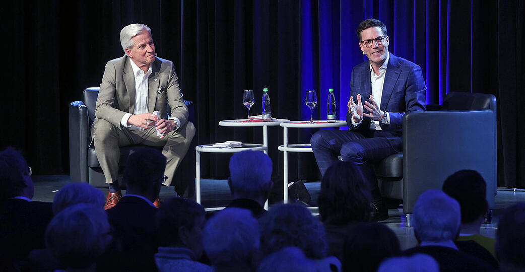Stimme-Wahlcheck mit dem Spitzenkandidaten der CDU f&uuml;r die Landtagswahl Baden W&uuml;rttemberg: Manuel Hagel (rechts) im Gespr&auml;ch mit Chefredakteur Uwe Ralf Heer.
