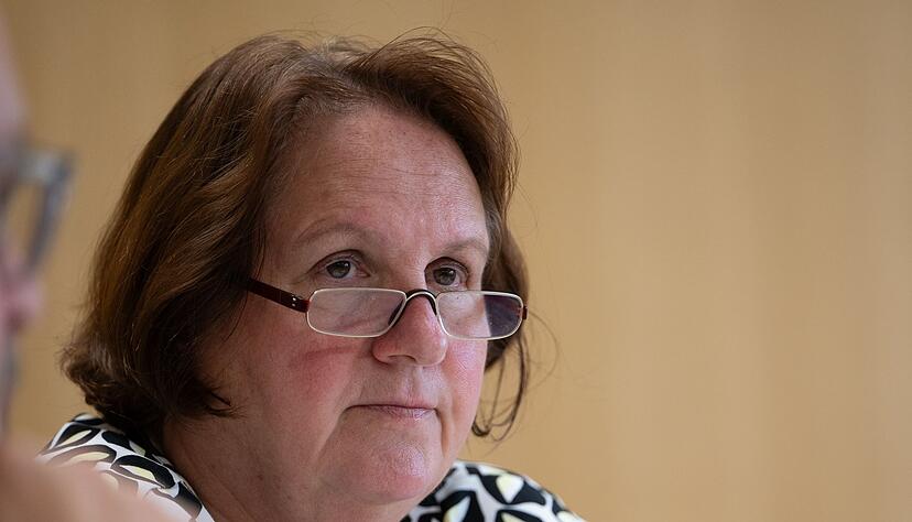 Baden-Württembergs Kultusministerin Theresa erwartet vom reformierten G9 unter anderem, dass nicht mehr so viele schwächere Schüler auf Real- oder Hauptschule wechseln. (Archivbild)