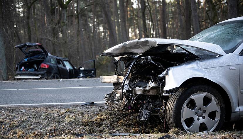 Die Gesamtzahl der Verkehrsunfälle bleibt nahezu konstant. (Symbolbild) Die Gesamtzahl der Verkehrsunfälle bleibt nahezu konstant. (Symbolbild)