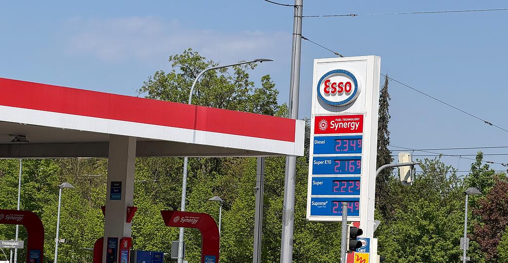Bei der Esso-Tankstelle in der Heilbronner Oststra&szlig;e verteuerte sich der Diesel am 18. April um 12 Uhr mittags auf einen Schlag um 21 Cent.