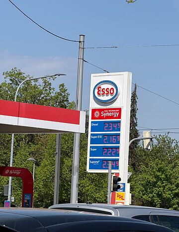 Bei der Esso-Tankstelle in der Heilbronner Oststra&szlig;e verteuerte sich der Diesel am 18. April um 12 Uhr mittags auf einen Schlag um 21 Cent.