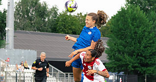 Lediglich in Testspielen wie in der Vorbereitung bei Ajax Amsterdam Vrouwen hat Mara Alber bisher das Trikot des FC Chelsea getragen.