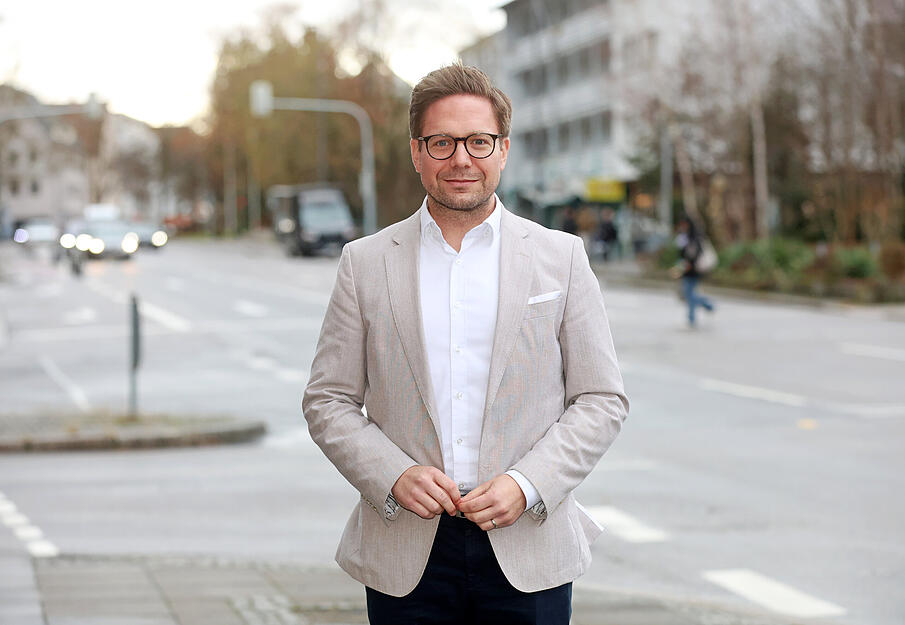 Fabian Gramling von der CDU zieht mit einem Direktmandat aus dem Wahlkreis Neckar-Zaber in den Deutschen Bundestag.
