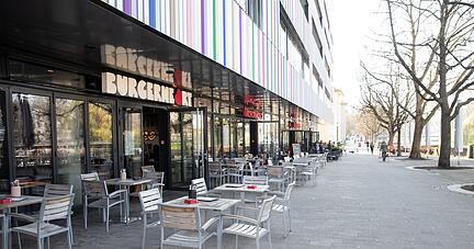 Verwaiste Gastronomie in der Oberen Neckarstraße beim Marrahaus in Heilbronn. Foto: Archiv