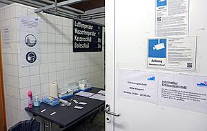 Bis Ende März läuft das Angebot noch. Dann renoviert die Aufbaugilde die Zimmer, streicht sie, und die Räumlichkeiten dienen wieder den Mitarbeitern des Freibads. Bis Ende März läuft das Angebot noch. Dann renoviert die Aufbaugilde die Zimmer, streicht sie, und die Räumlichkeiten dienen wieder den Mitarbeitern des Freibads.