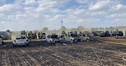 Brand auf Stoppelfeld beim Bad Wimpfener Talmarkt
