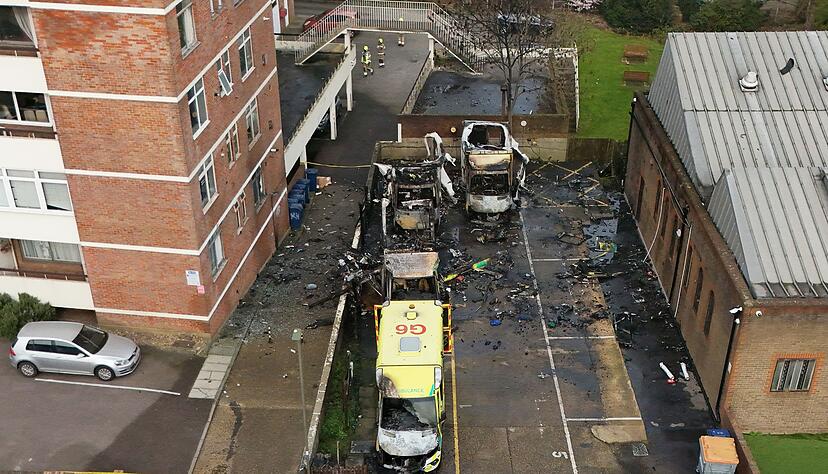 Verletzte wurde zun&auml;chst nicht gemeldet.