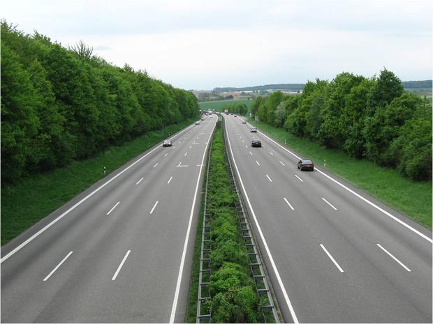 Die Autobahn 6 bei Neuenstein in ihrem heutigen Zustand. Die Autobahn 6 bei Neuenstein in ihrem heutigen Zustand.