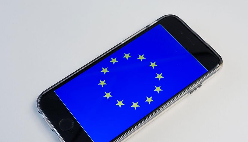 Ukrainerinnen und Ukrainer k&ouml;nnen ein weiteres Jahr lang zu erschwinglichen Preisen innerhalb der EU telefonieren.