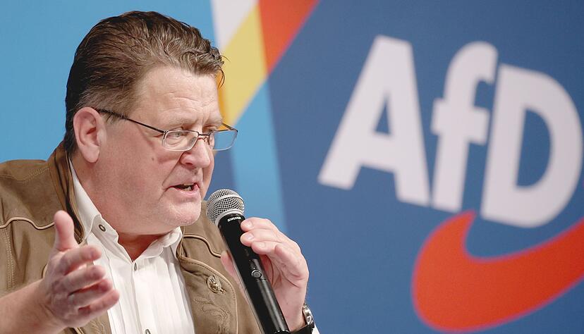 AfD-Vize Stephan Brandner k&uuml;ndigt m&ouml;gliche juristische Schritte an, um die Sondersitzungen des Bundestags zu stoppen.