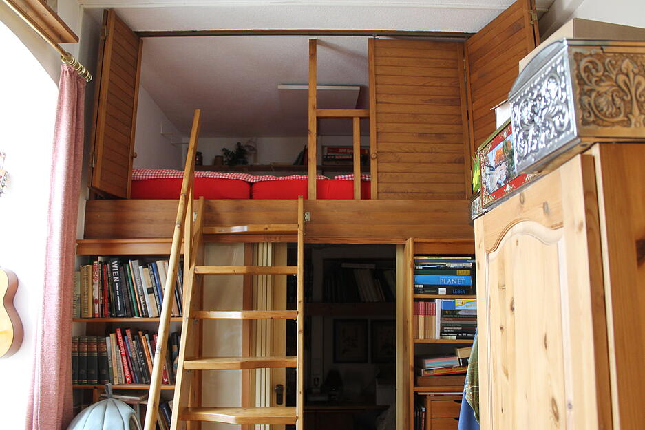 Auf 53 Quadratmeter hat sich die T&uuml;rmerin Blanca Knodel eingerichtet. In der T&uuml;rmerwohnung ist alles da, was sie braucht.