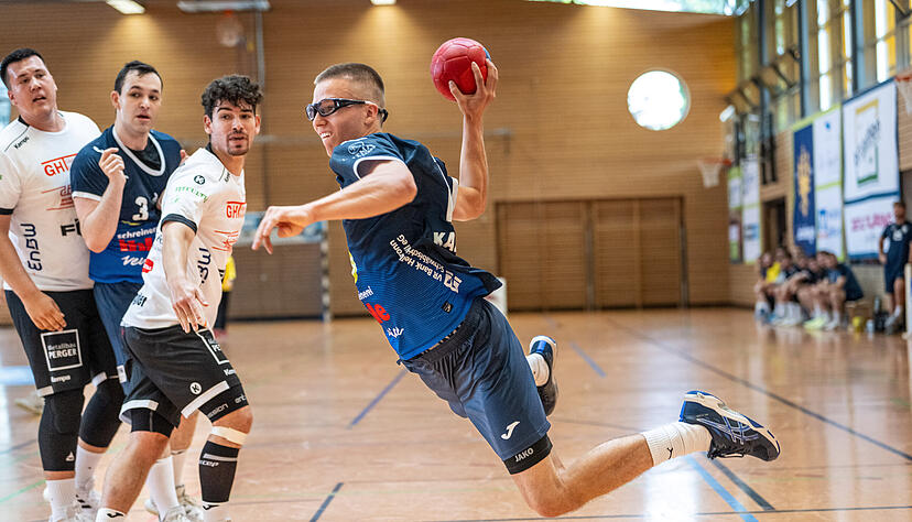 Neckarsulms Spielmacher Luca Kazmeier hat völlig überraschend eine Pause eingelegt. Neckarsulms Spielmacher Luca Kazmeier hat völlig überraschend eine Pause eingelegt.