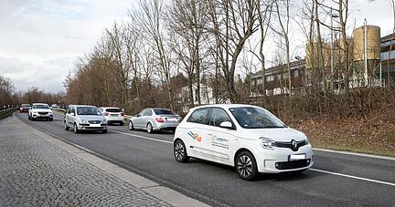 Tausende Fahrzeuge sind täglich auf der B27 unterwegs. Der Bund will deshalb die wichtige Verkehrsachse ausbauen.