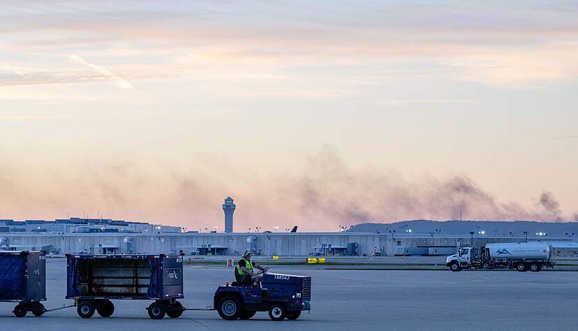 Die Zahl der Opfer nach dem Flugzeugabsturz steigt weiter. Die Zahl der Opfer nach dem Flugzeugabsturz steigt weiter.
