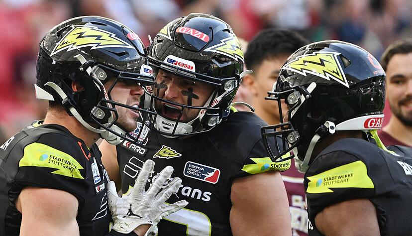 Der Bus der Stuttgart Surge ist schwer beschädigt worden. (Archivbild) Der Bus der Stuttgart Surge ist schwer beschädigt worden. (Archivbild)