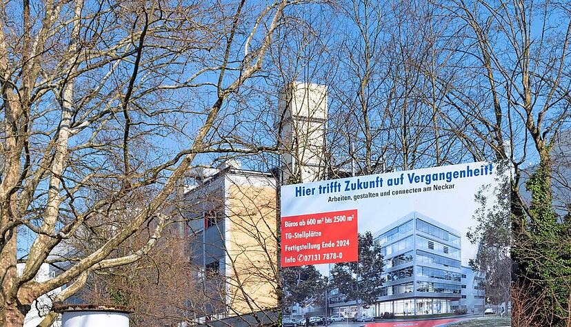 Das große Bauschild ist unübersehbar: An der Ecke Theresienstraße/Badstraße wird innerhalb des Telefunken-Parks ein neues Bürogebäude für innovative Firmen errichtet: und zwar bis Ende 2024.
Foto: Mario Berger Das große Bauschild ist unübersehbar: An der Ecke Theresienstraße/Badstraße wird innerhalb des Telefunken-Parks ein neues Bürogebäude für innovative Firmen errichtet: und zwar bis Ende 2024.
Foto: Mario Berger