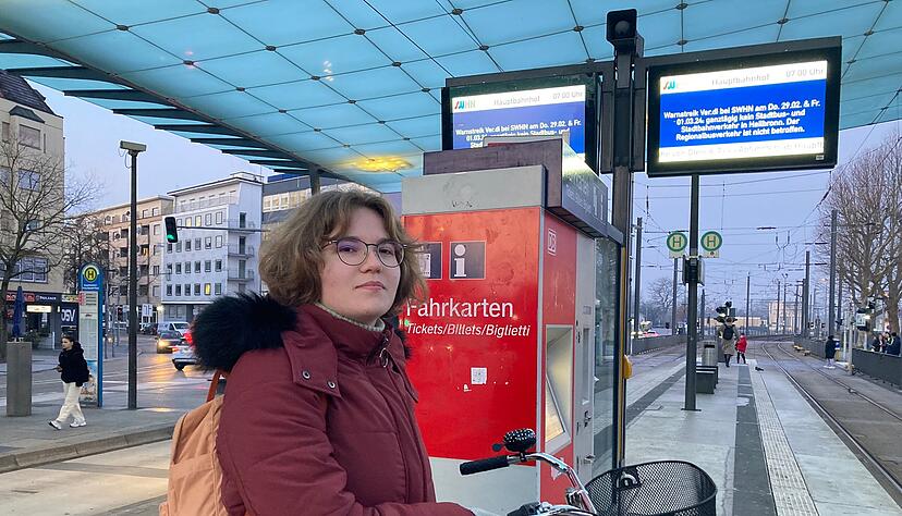 Fahrgäste wie Carina Kin sind nicht begeistert.