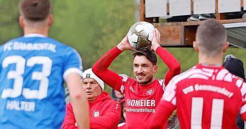 Manuel Hofmann bleibt (Spieler-)Trainer des VfR Gommersdorf. Manuel Hofmann bleibt (Spieler-)Trainer des VfR Gommersdorf.