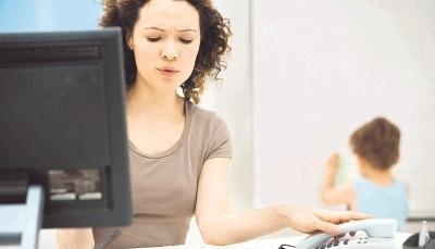 Kinder und Beruf − lässt sich das unter einen Hut bringen? Bei Veranstaltungen der vom Land initiierten Frauenwirtschaftstage gibt es praktische Tipps für die Jobsuche und Ideen für die Alltagsbewältigung.Foto: Colourbox Kinder und Beruf − lässt sich das unter einen Hut bringen? Bei Veranstaltungen der vom Land initiierten Frauenwirtschaftstage gibt es praktische Tipps für die Jobsuche und Ideen für die Alltagsbewältigung.Foto: Colourbox