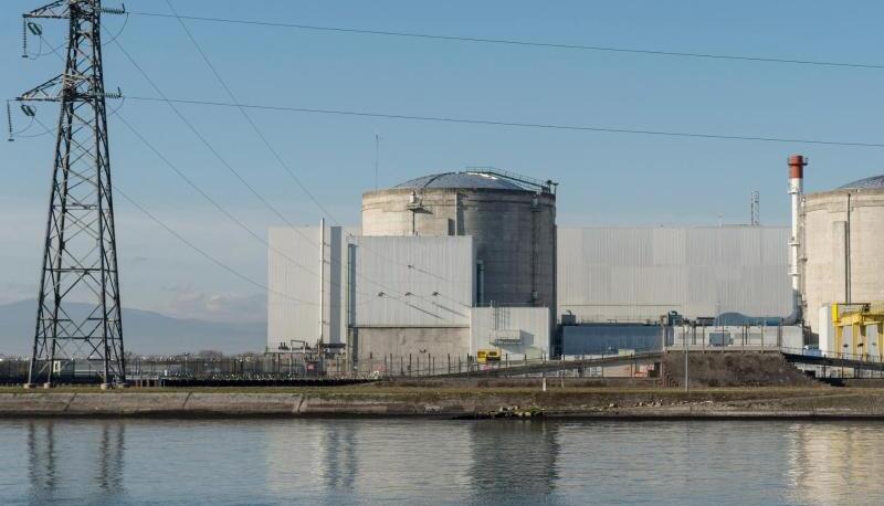 Das Atomkraftwerk in Fessenheim in Frankreich. Foto: Patrick Seeger/Archiv