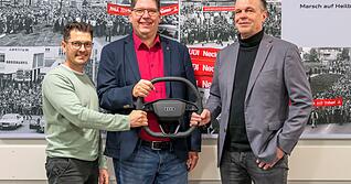Rainer Schirmer (rechts) kandidiert nicht mehr f&uuml;r den Audi-Betriebsrat. Spitzenkandidaten sind bei der Wahl am 12. M&auml;rz Robin L&ouml;rcher (links) und Alexander Reinhart (Mitte).